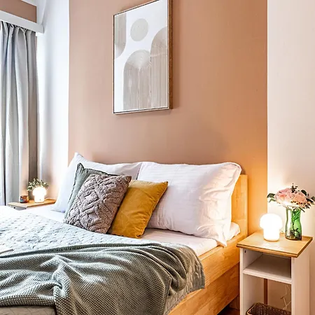 Days - 1bdr - Quiet Residential Area Apartment Prague