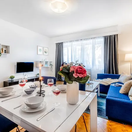 Days - 1bdr - Quiet Residential Area Apartment *