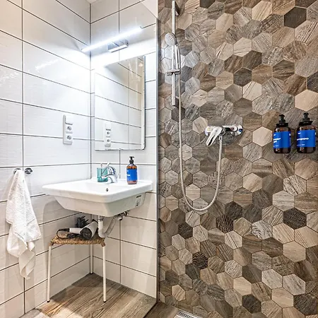 Days - 1bdr - Quiet Residential Area Prague